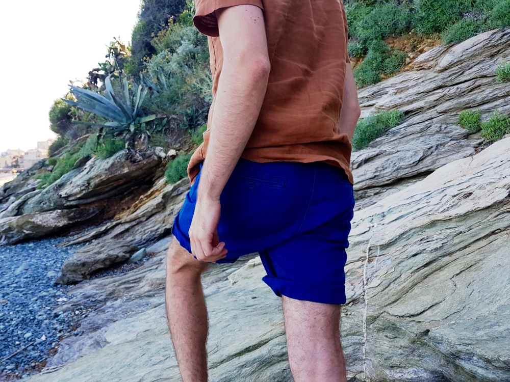 blog-mode-style-homme-paris-bordeaux-corse-plage-erbalunga-chemisette-somewhere-short-jean-oxford-look-ete-masculin-bermuda-naturel-vacances-bastia-calvi