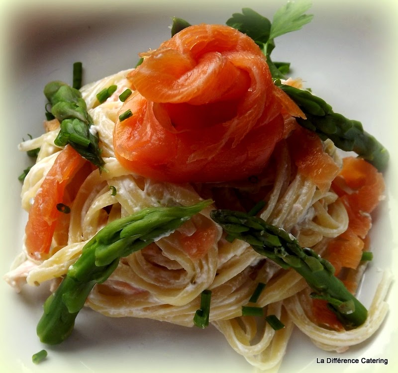 La Différence Smoked Salmon and Asparagus Linguine