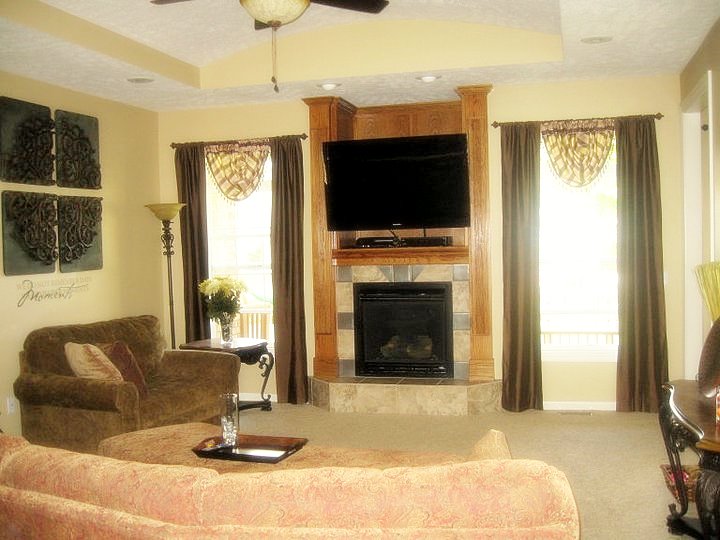 Old Soul Charm: Home Decorating Inspiration Ideas- Curtains!