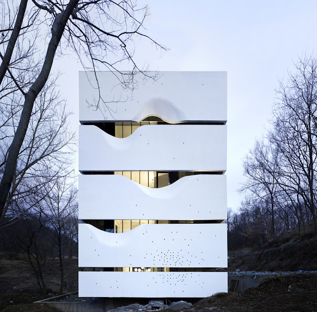 AZL Architects - CIPEA BLOCKHOUSE AZL Architects - CIPEA BLOCKHOUSE
