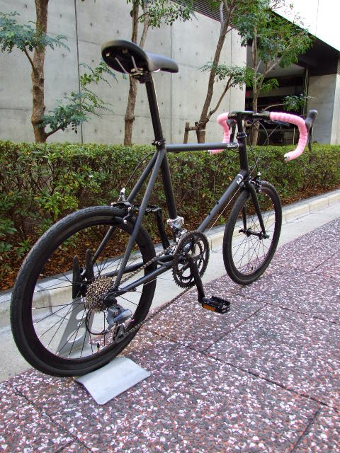 avelo Bicycle shop | アヴェロ バイシクル ショップ 浦和: FUJI