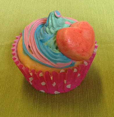 imitacion cupcakes, maquetas de alimentos, alimentos de plastico, cupcakes decorativos, cupcakes souvenirs, cupcakes para fiestas, reproduccion de cupcakes