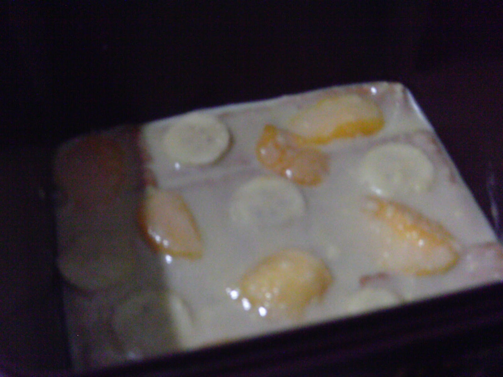 She is Real TIRAMISU using Graham Crackers with Mango and Banana )