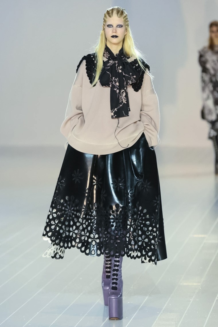 Marc Jacobs Fall/Winter 2016-2017 RTW NYFW Marc-Jacobs-fall-winter-2016-2017-collection-New-York-Fashion-Week, Marc-Jacobs-fall-winter-2016-2017, Marc-Jacobs-fall-winter-2017, Marc-Jacobs-fw17, dudessinauxpodiums, du-dessin-aux-podiums, marc-jacobs-fall-winter