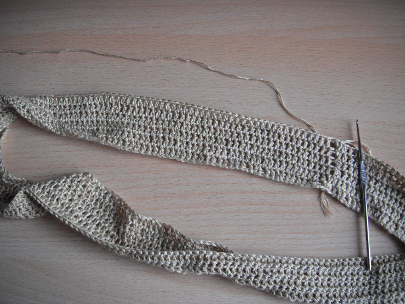 free-crochet-patterns-and-video-tutorials-how-to-crochet-maxi-skirt