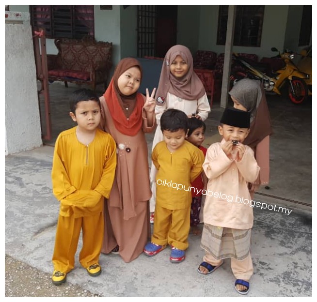 Raya, raya, raya 2018! Raya, raya, raya 2018!
