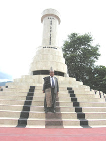 Tugu Raja Toga Laut Pardede