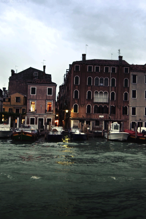 http://4.bp.blogspot.com/-509k7pzNre8/UPQfleoFcFI/AAAAAAABJDU/Gnx1rMwIAuE/s1600/mesmerjD.gif