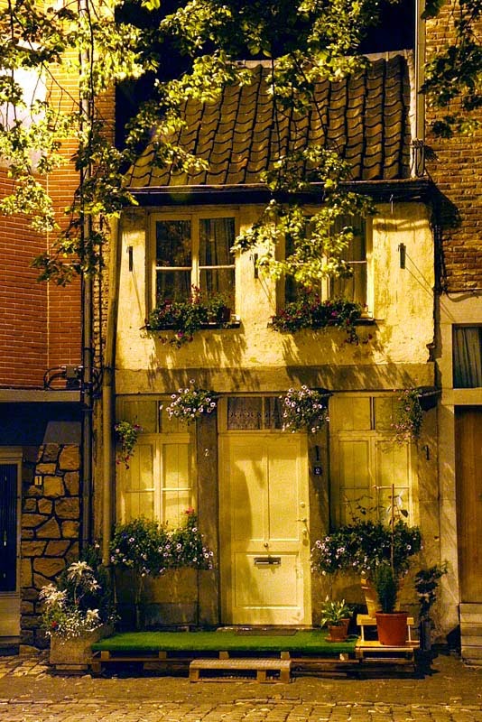10 Best Places to Holiday in Belgium (100+ Photos) | House in Liège, Belgium 10 Best Places to Holiday in Belgium (100+ Photos) | House in Liège, Belgium
