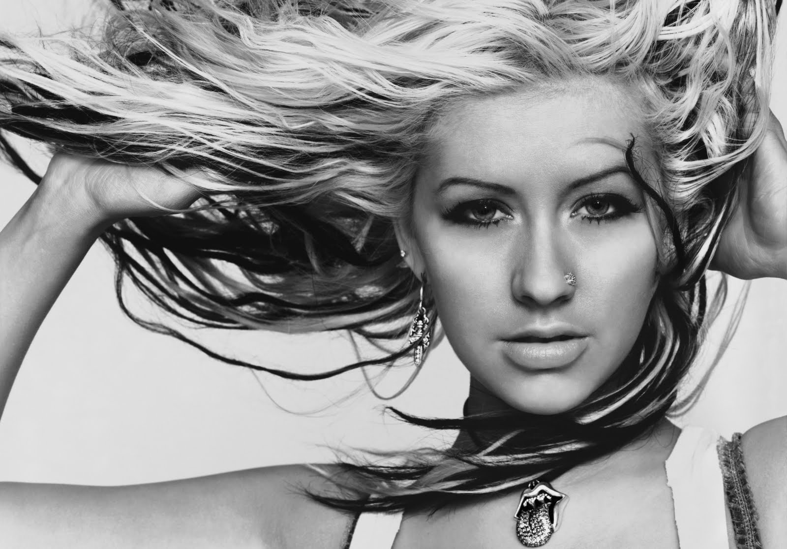 Christina Aguilera Wallpapers ~ Blazing Desktop Wallpapers