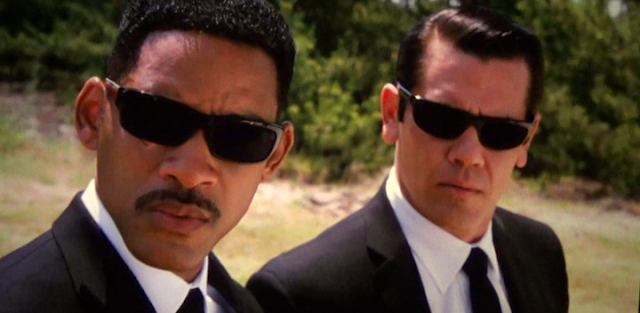 hombres+de+negro+3+1.png