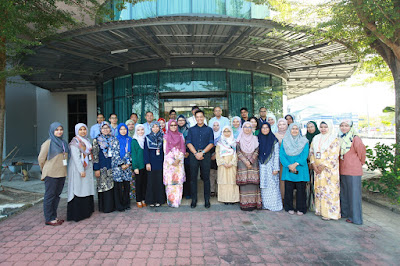 The importance of being earnest analysis picture