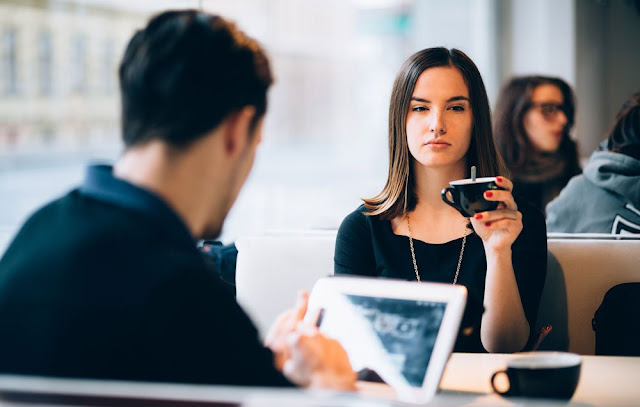 Jangan Telat! Ini Tanda Si Dia Mulai Bosan Dengan Hubungan Kalian Jangan Telat! Ini Tanda Si Dia Mulai Bosan Dengan Hubungan Kalian