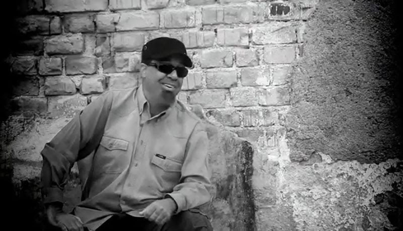 Emilio Morales - ¨El manisero¨ - Videoclip - Dirección: Rudy Mora - Orlando Cruzata. Portal Del Vídeo Clip Cubano - 07 Emilio Morales - ¨El manisero¨ - Videoclip - Dirección: Rudy Mora - Orlando Cruzata. Portal Del Vídeo Clip Cubano - 07