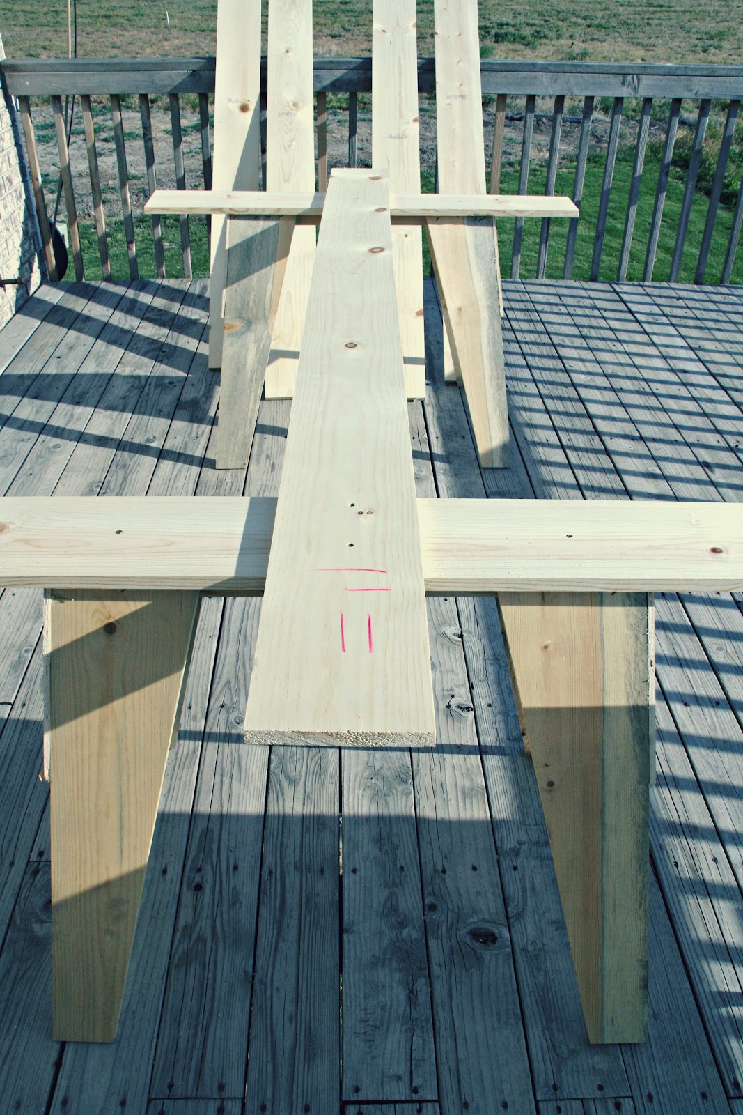 retropolitan {100} DIY Wood Plank Table