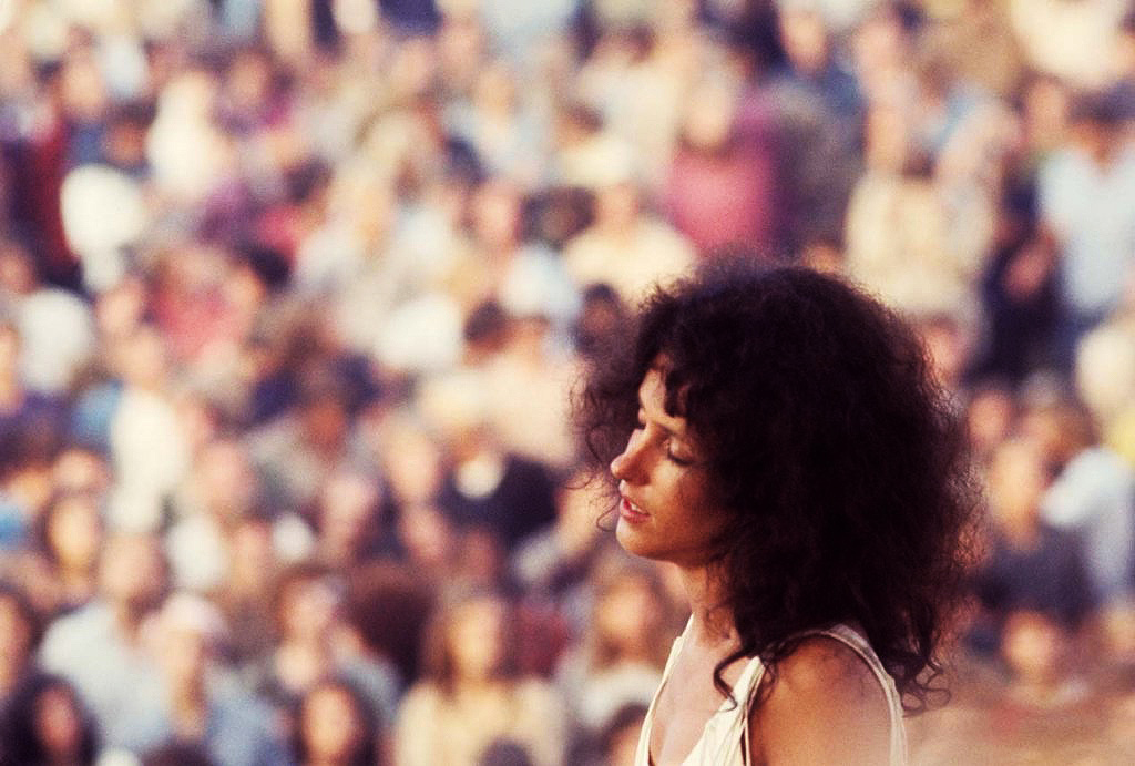 an introduction to the history and the musical acts on woodstock Introduction / history / 1990s the public in identifying persons associated with the crimes and disorder during woodstock `99 violent crime during the 1990s . an introduction to the history and the musical acts on woodstock Introduction / history / 1990s the public in identifying persons associated with the crimes and disorder during woodstock `99 violent crime during the 1990s .