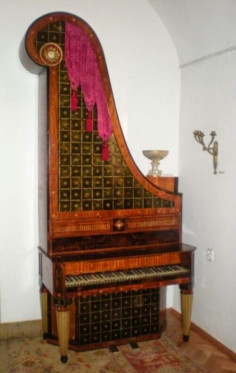<img alt="Historia pianina" src="historia-pianina.jpg" />