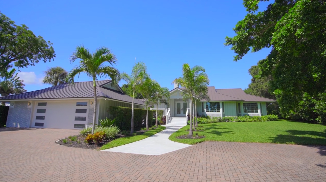 Tour 19 N River Rd, Stuart FL vs. 20 Interior Design Photos