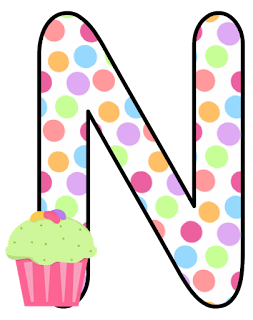 Abecedario con Lunares de Colores y Cupcakes. Alphabet with Colored Polka Dots and Cupcakes. 