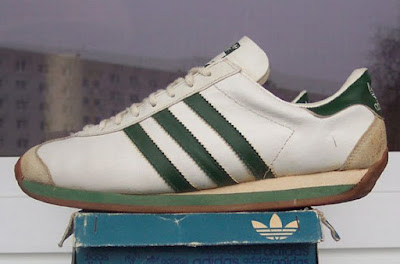 Adidas Country