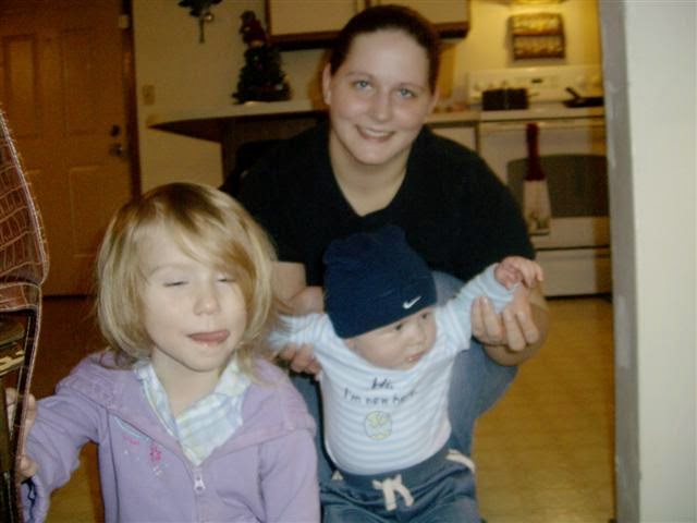 We Love Cloth Diapers Contributors Danielle Is A Stay At Home Mother Of Four Boys All Whom Have Been Cloth Diapered She Started Out With Gerber Pins Prefolds And Plastic Pants In April