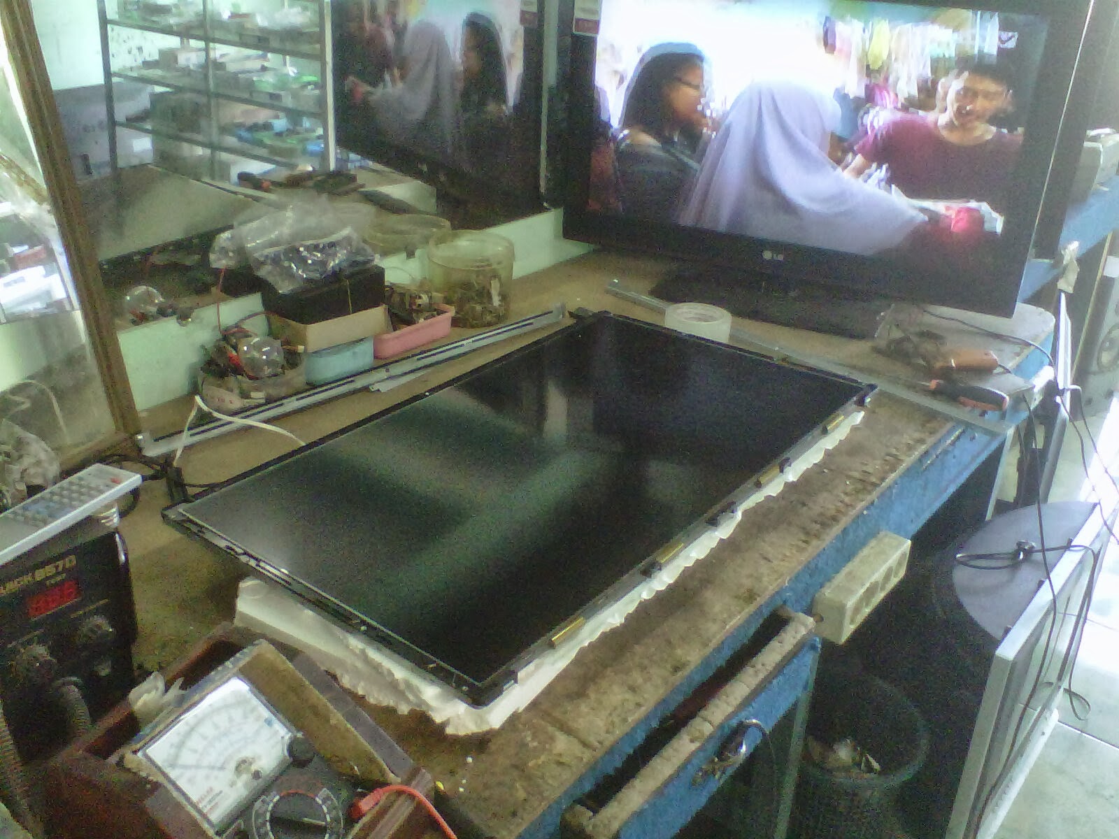 CHANGHONG LED LE32868