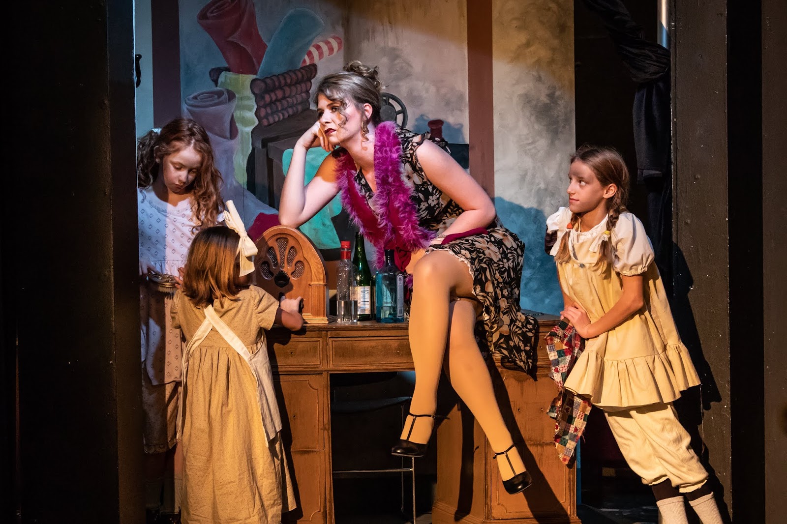 PHX Stages photos ANNIE Actor's Youth Theatre