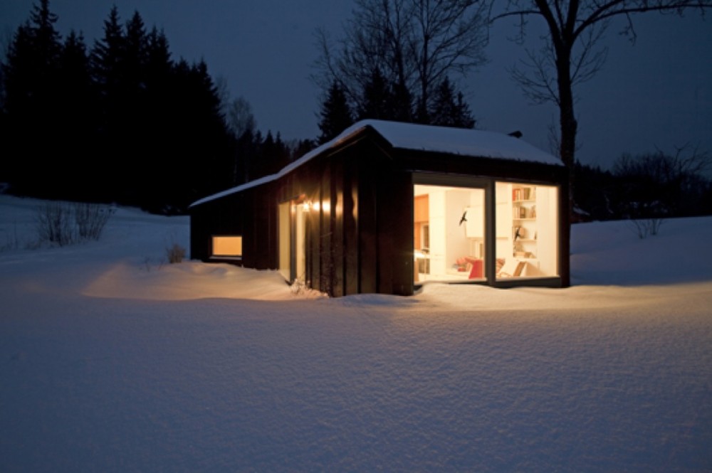 Small prefab guest house, Sweden: Modern Prefab Modular Homes - Prefabium
