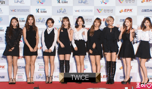 오늘 서가대 트와이스 레드카펫+무대+리액션.gif | 인스티즈