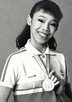 Mulher-Borracha: Meninas de Ouro - Lori Fung