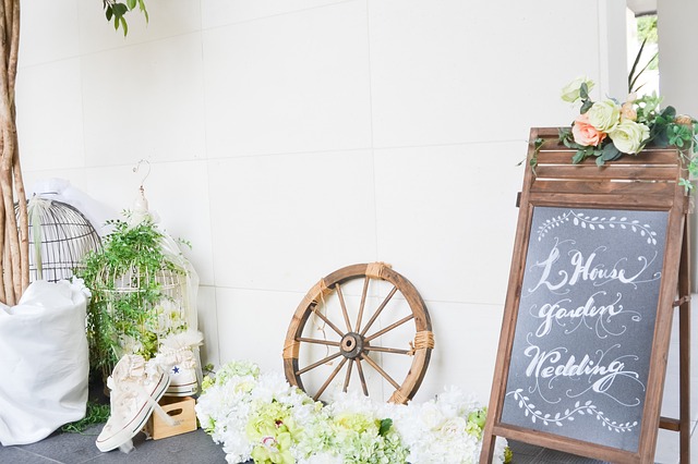 PRE-WEDDING PARTY: Welcome Party Hosting a party, wedding style, party planner, plan my wedding, blogger