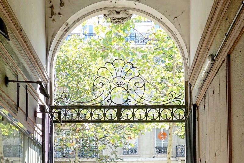 Paris Passage Lemoine, un étrange raccourci entre la rue SaintDenis