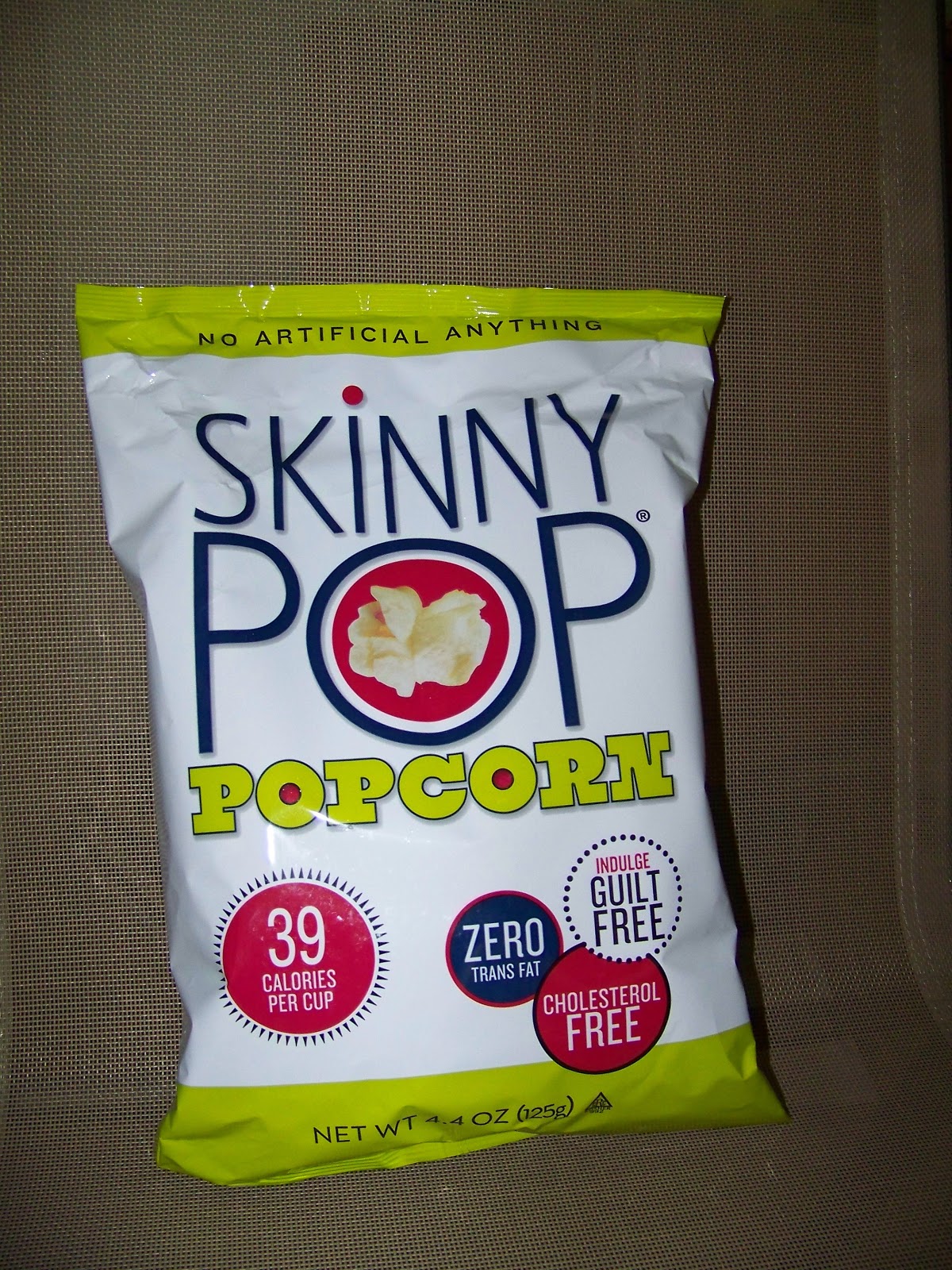 Food, Fotos, and Fun! Skinny Pop Popcorn Review