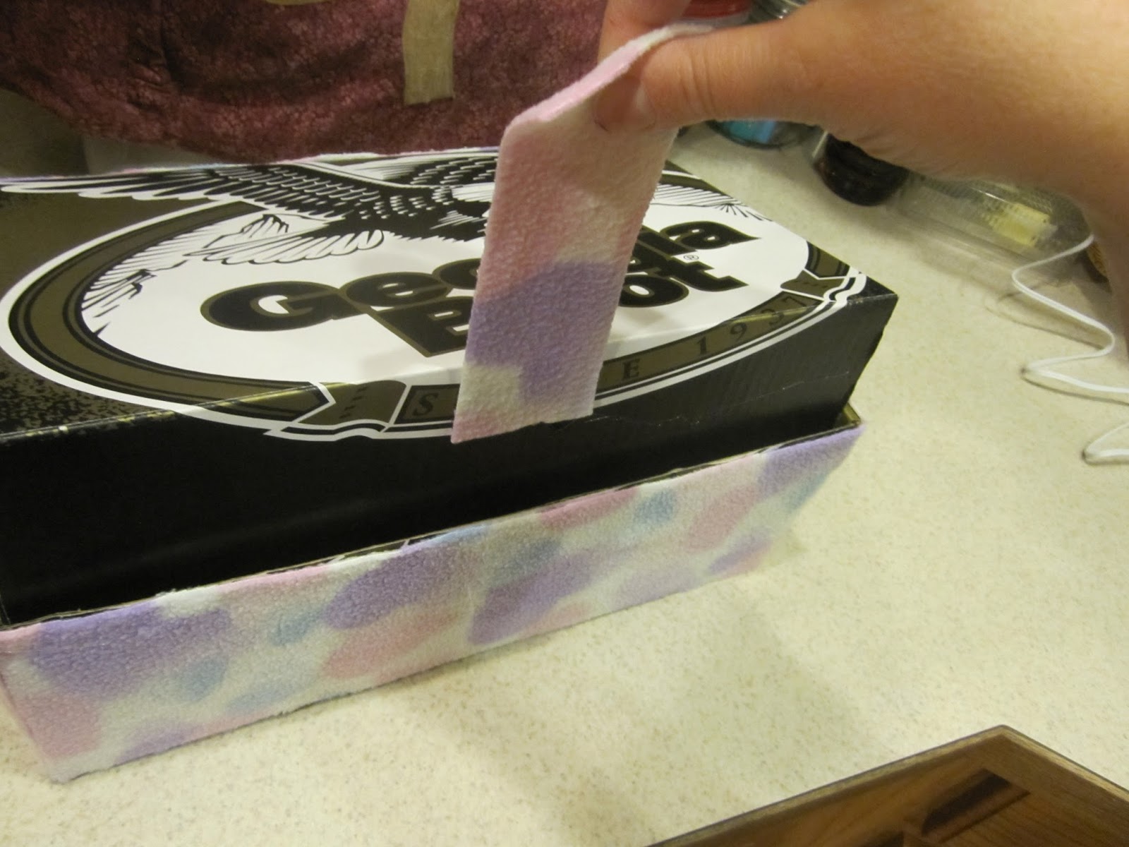 The Colors of my World: How to make a Barbie bed out of a cardboard box!