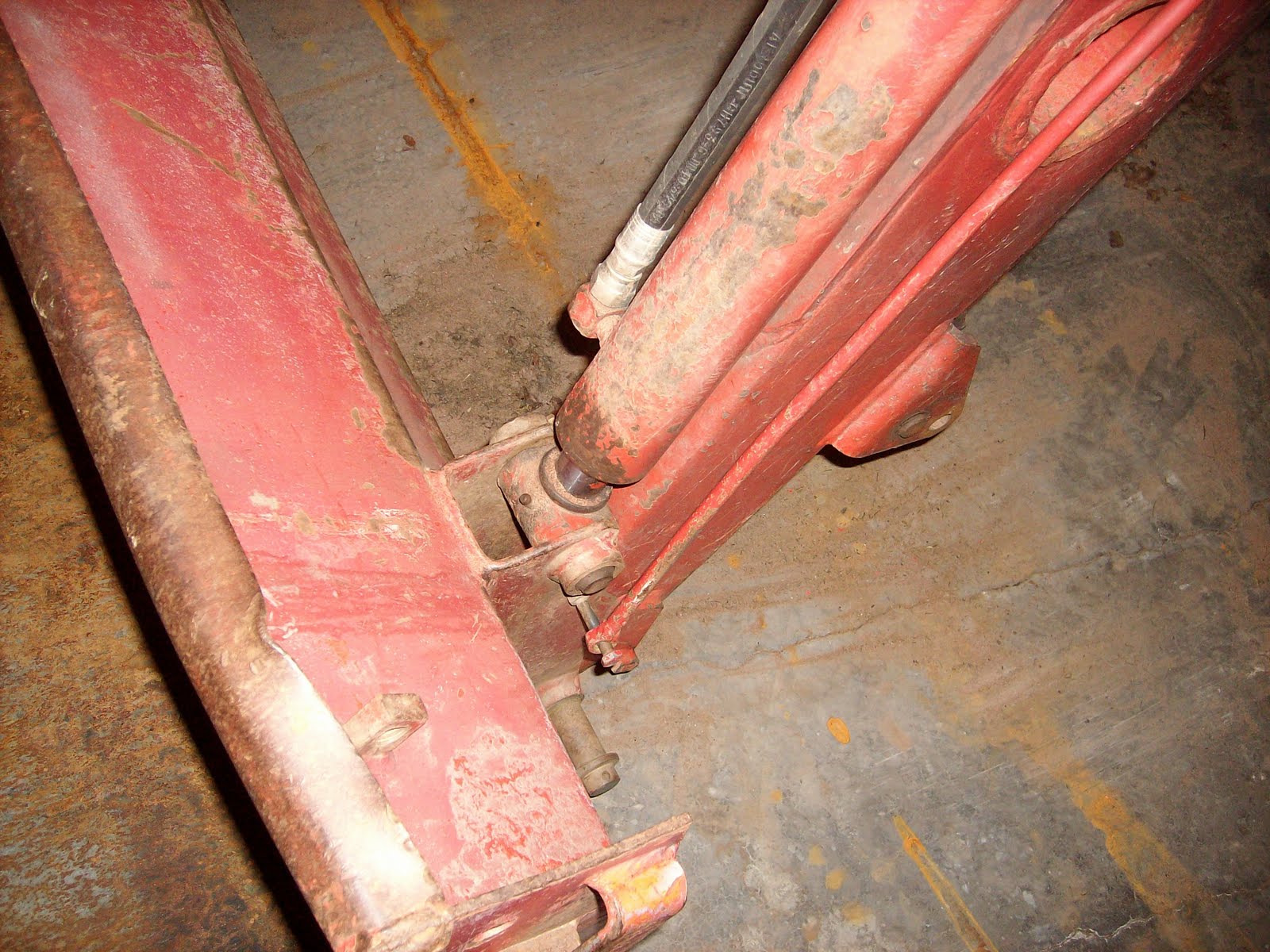 Bobs Shop Homemade loader bucket level gauge