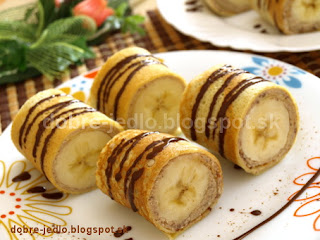Palacinky s gaštanovým pyré a banánom - recepty