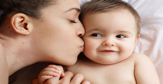 Important Role Of Aunts In Children's Lives