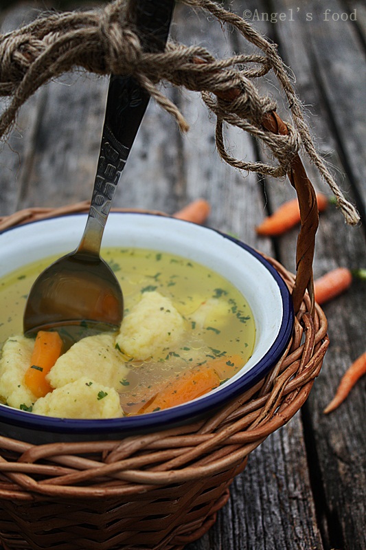 O vedeta intre supe...supa de gaina cu galuste❤