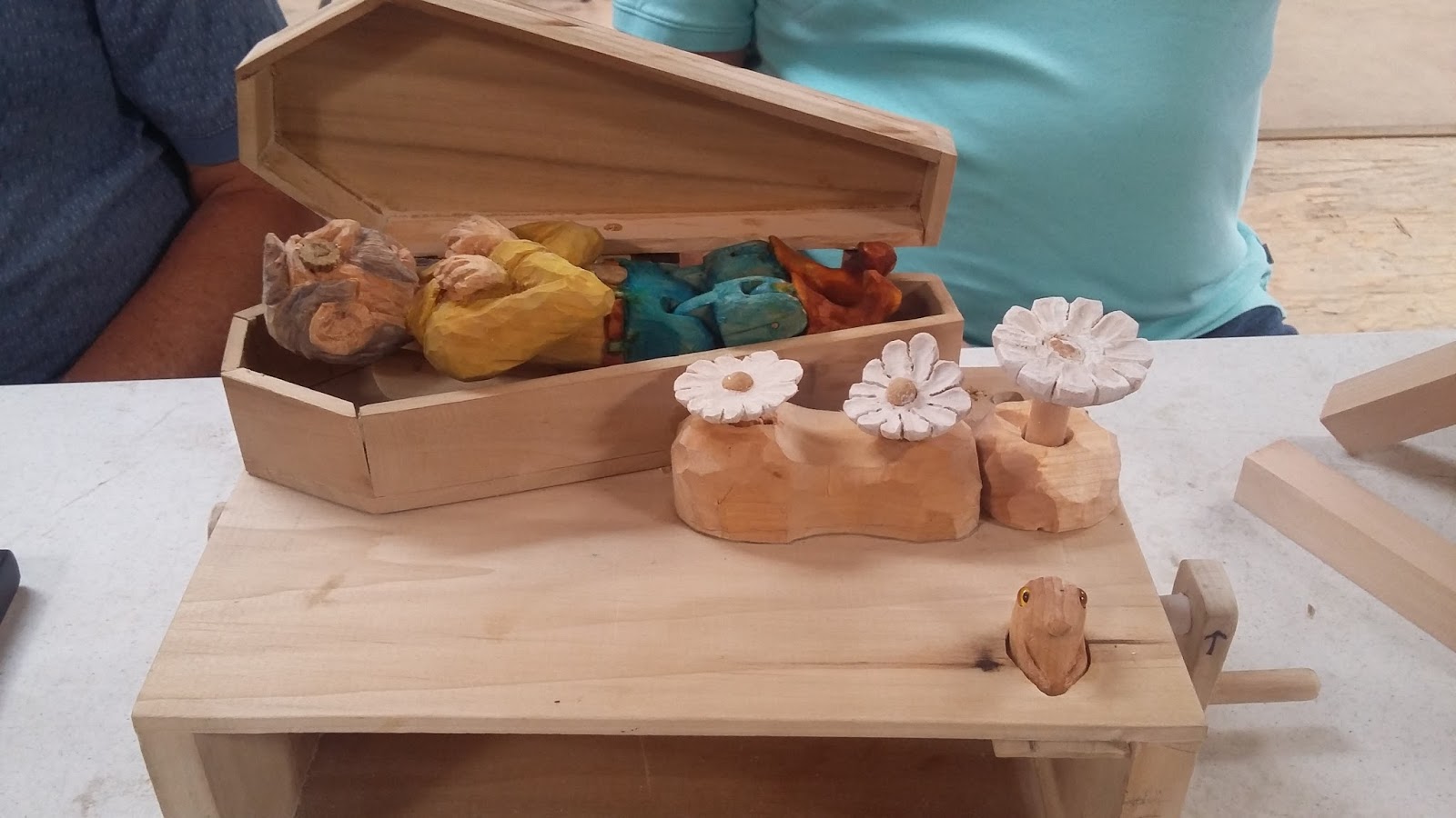 Woodcarvers of Las Vegas