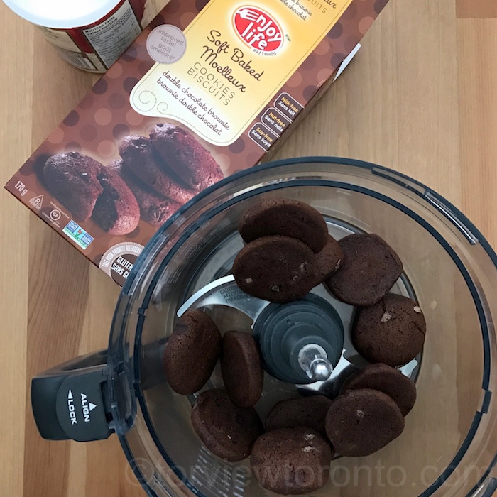 Torviewtoronto Cookie Cake Pops