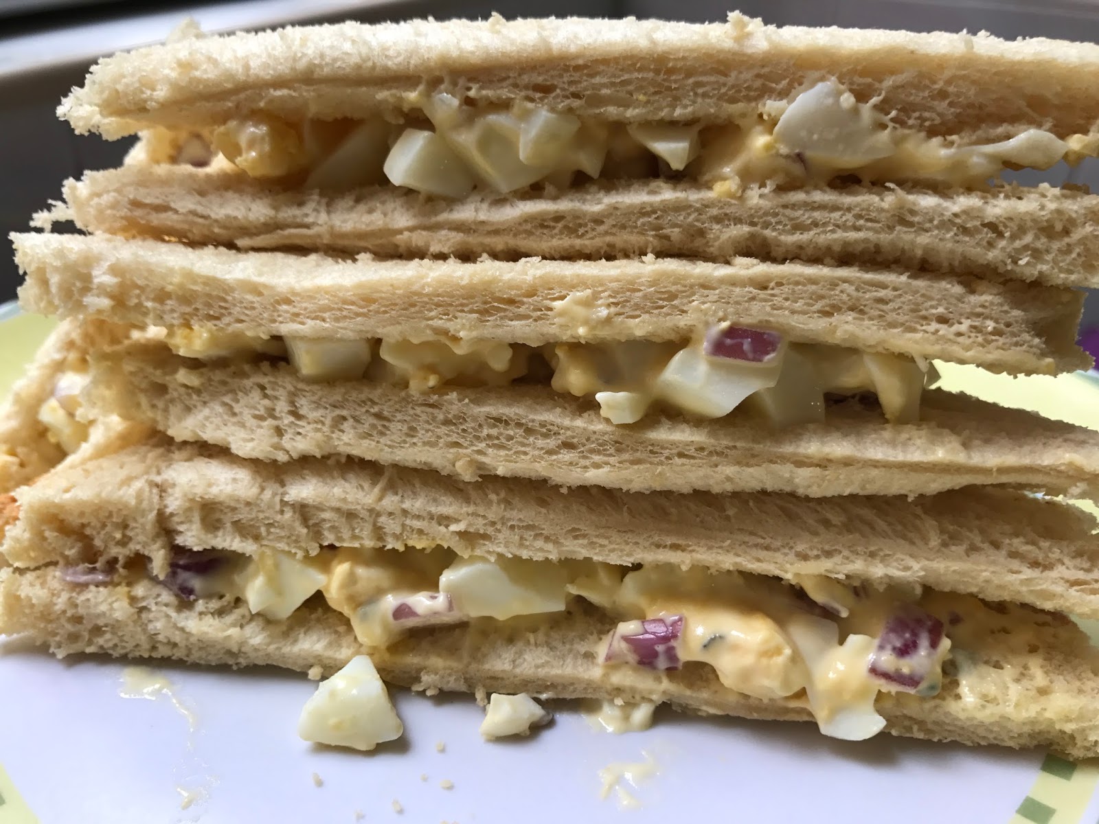 Egg mayo cheese sandwich - Hellomomy