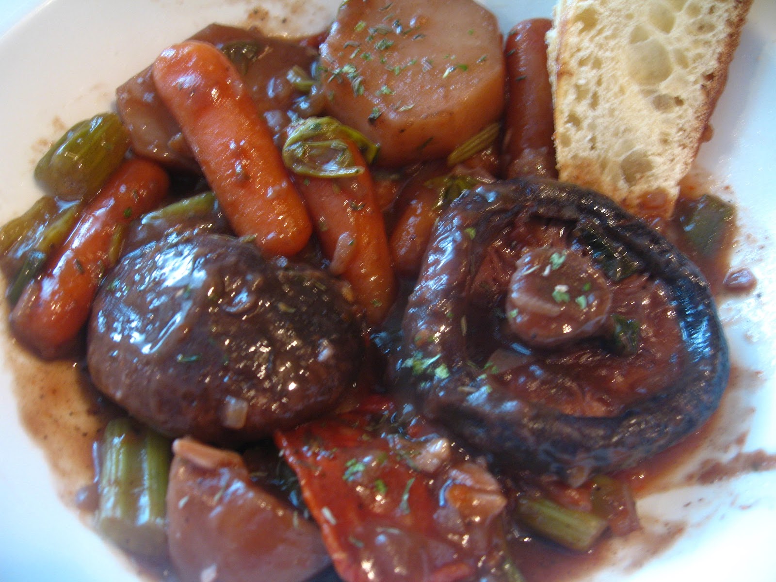Lulu Cooks and Tells Slow Cooker Shiitake Mushrooms in Red Wine Sauce