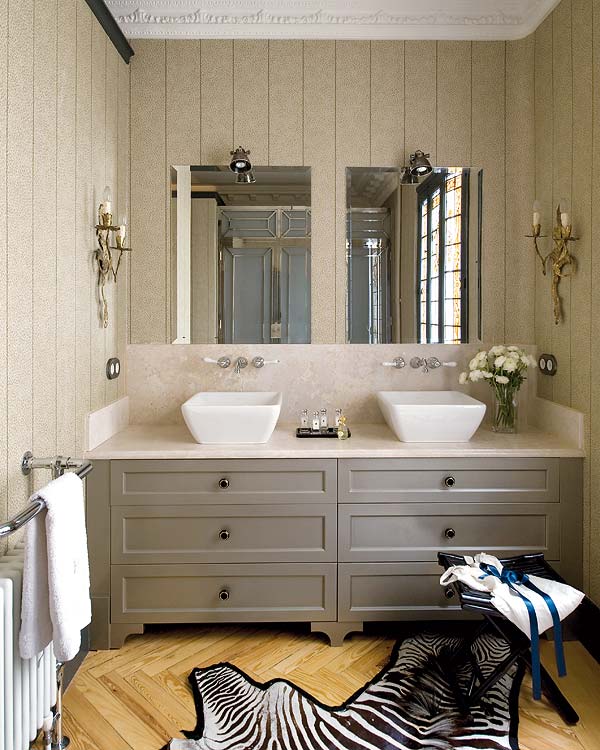 Oh, by the way... BEAUTY InteriorSoledad Suárez de Lezo