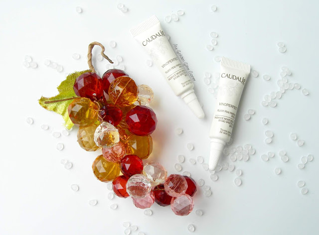 Caudalie-Vinoperfect-Essenza-Siero-fluido-antimacchie-illuminante Caudalie-Vinoperfect-Essenza-Siero-fluido-antimacchie-illuminante