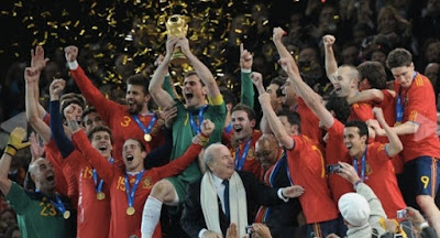 Spanyol merajai Piala Dunia tahun 2010 Spanyol merajai Piala Dunia tahun 2010