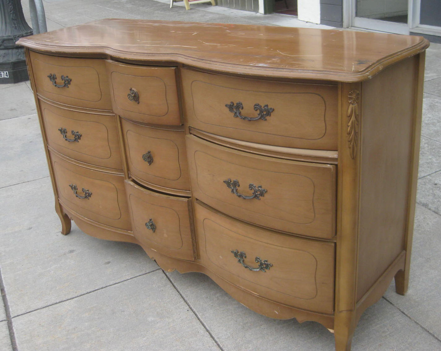 UHURU FURNITURE & COLLECTIBLES SOLD Dresser 55