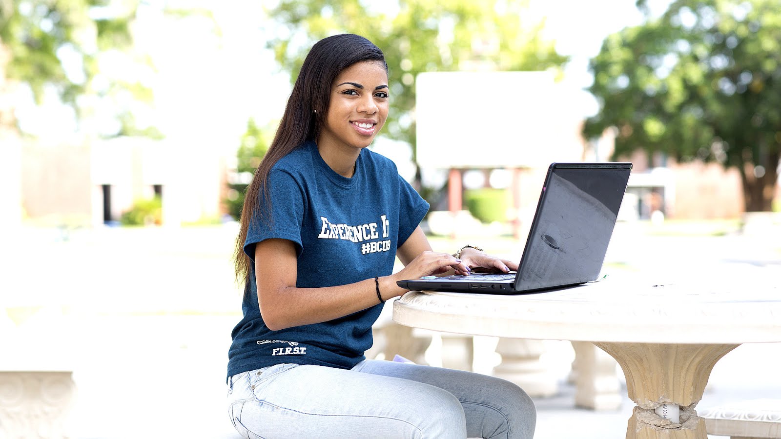 Online Colleges That Provide Laptops College Choices