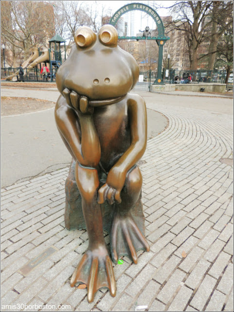 Rana del Frog Pond en el Boston Common