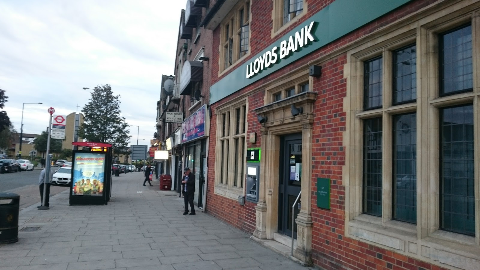 Mill Hill Broadway News & Events DOMINOS GETS GO AHEAD TO OPEN IN