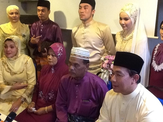 Gambar Majlis Pernikahan Khairul Fahmi Che Mat dan Leuniey 